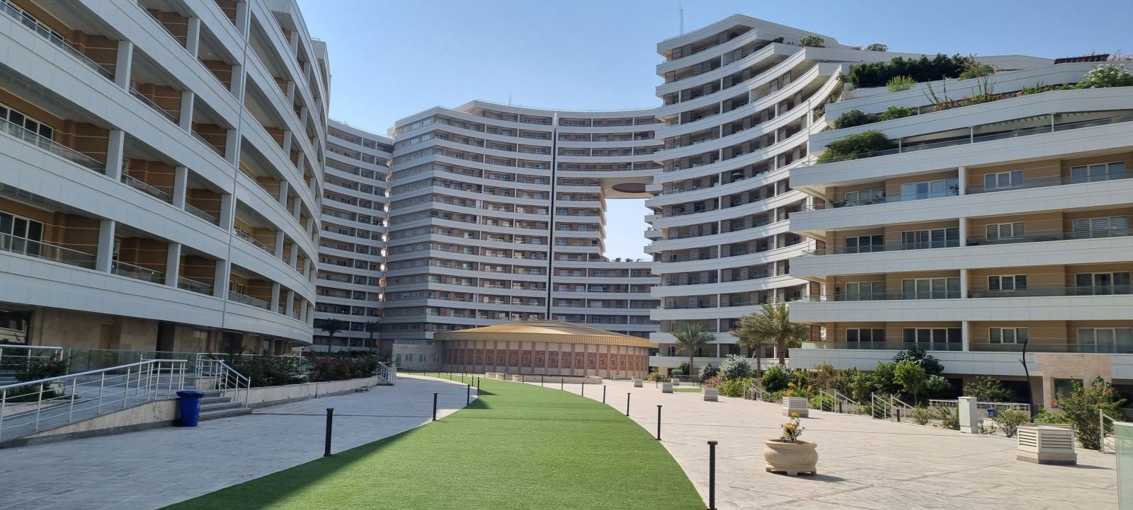 KARANEH KISH Residential Complex